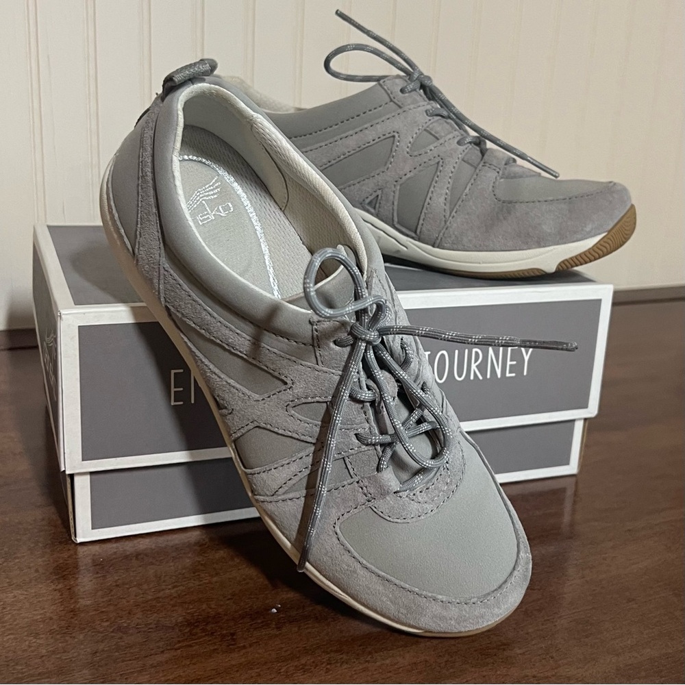 DANSKO Hatty Gray Suede Walking Shoes - Women's EU 38 - Like new